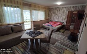 Apartman Edit